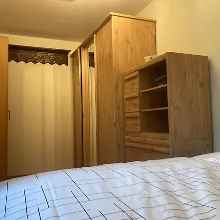 Le Lit De La Semois アパート *